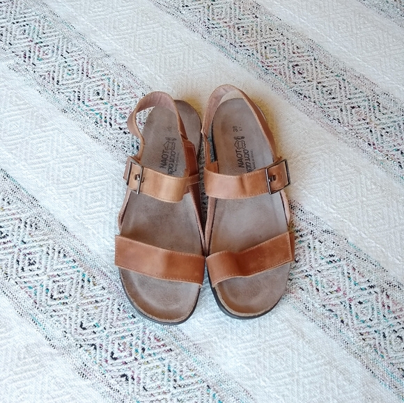 Women's Naot, Norah Sandal | Peltz Shoes